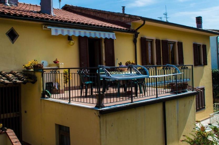 Casa Ricciardi Apartment Chianni Exterior foto