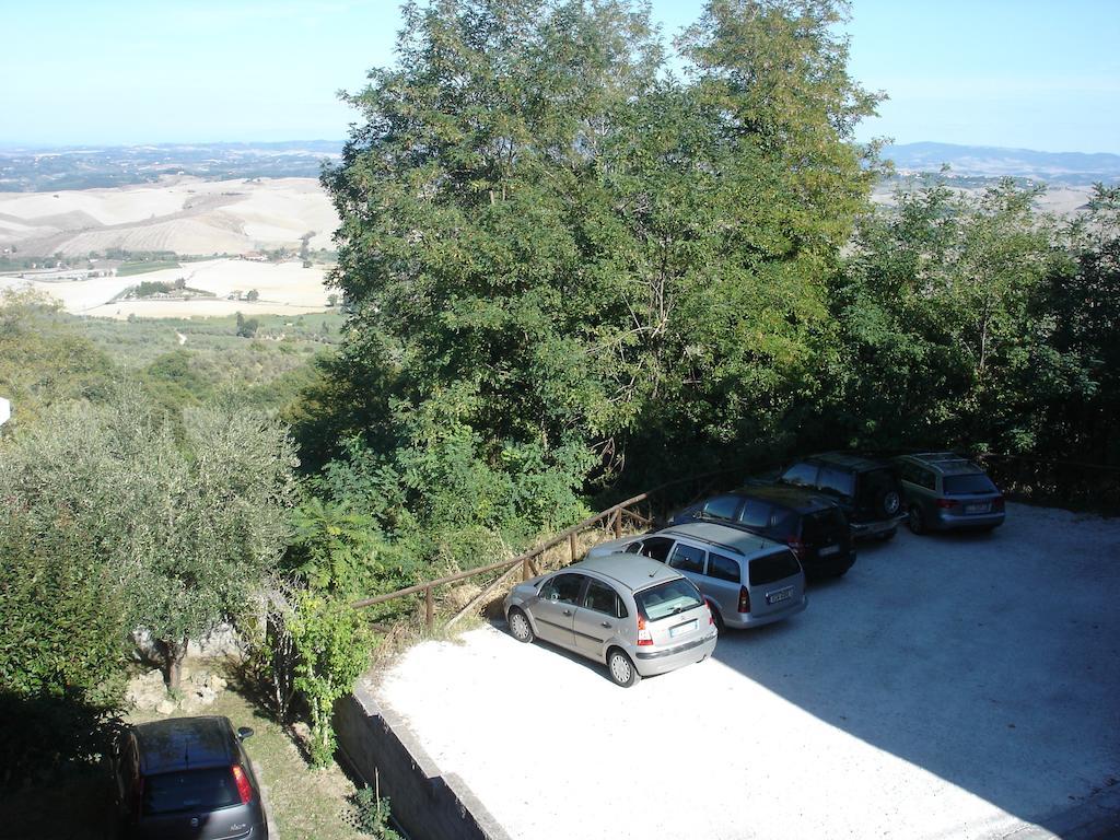 Casa Ricciardi Apartment Chianni Exterior foto